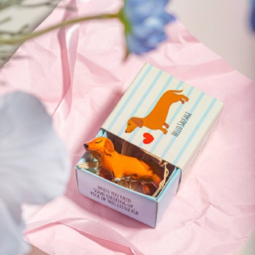 Sausage dog token dachshund - sausage,